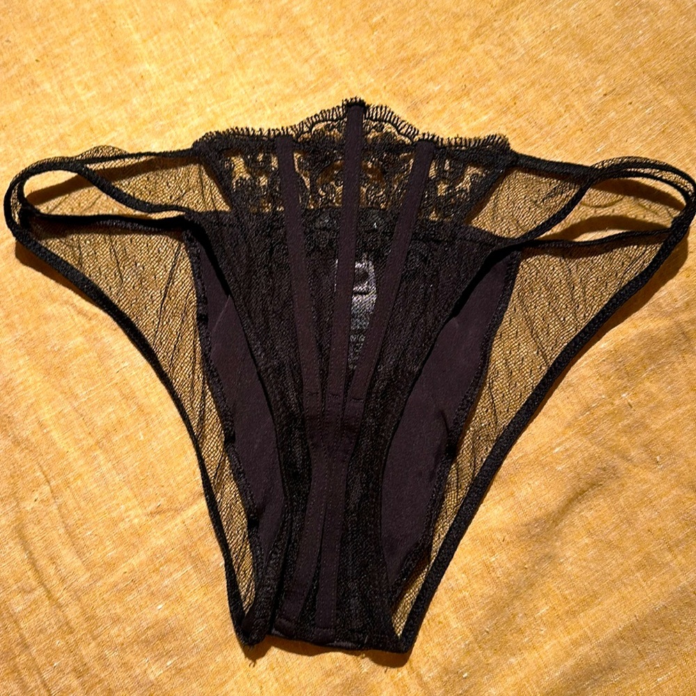 La Perla silk lace panty with boning detail